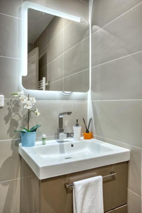 Amazing Apart New Bastille 3 Bedrooms 2 Bathrooms 巴黎 外观 照片